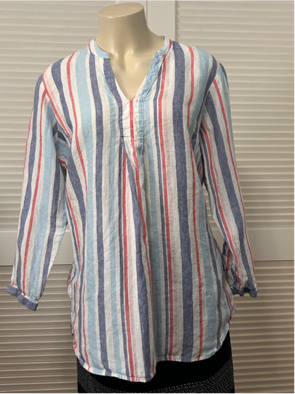 L.L.Bean Women’s Large 100% Linen Striped V-Neck Tunic Blouse